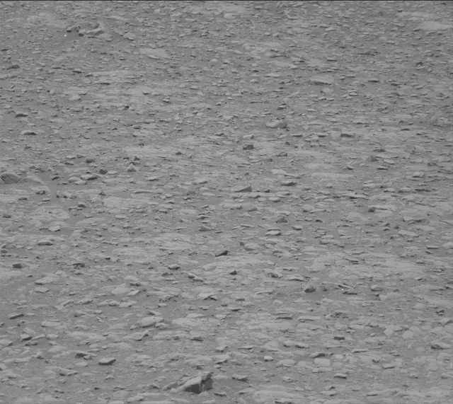 Sol 2302: Mast Camera (Mastcam)