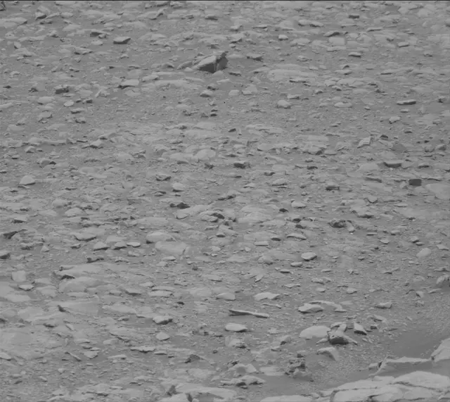 Sol 2302: Mast Camera (Mastcam)