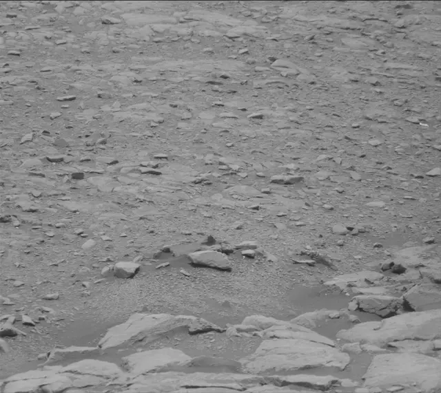 Sol 2302: Mast Camera (Mastcam)