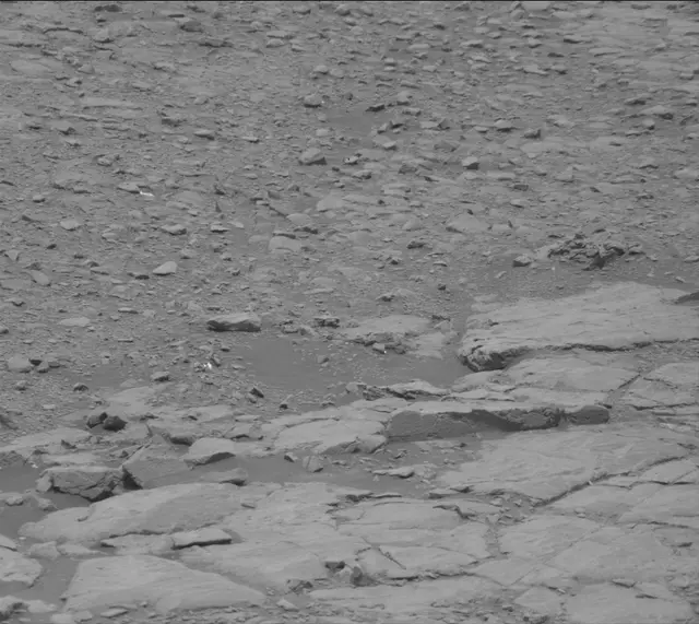 Sol 2302: Mast Camera (Mastcam)