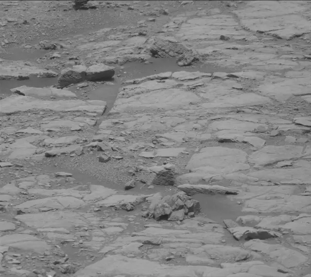 Sol 2302: Mast Camera (Mastcam)