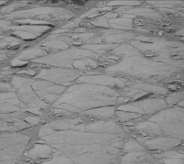 Sol 2302: Mast Camera (Mastcam)