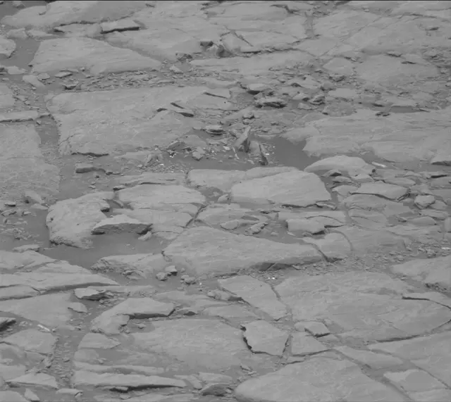 Sol 2302: Mast Camera (Mastcam)