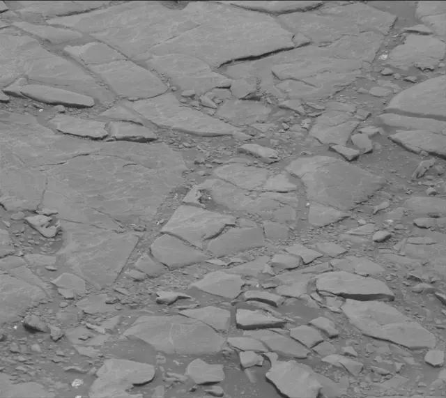 Sol 2302: Mast Camera (Mastcam)