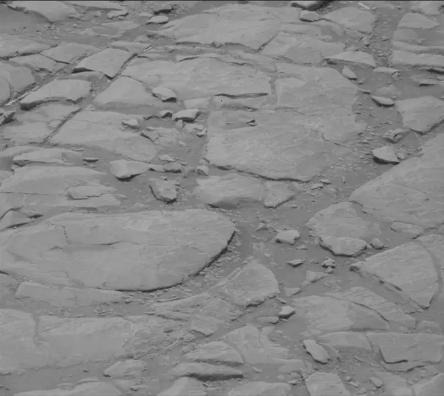 Sol 2302: Mast Camera (Mastcam)