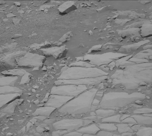 Sol 2302: Mast Camera (Mastcam)