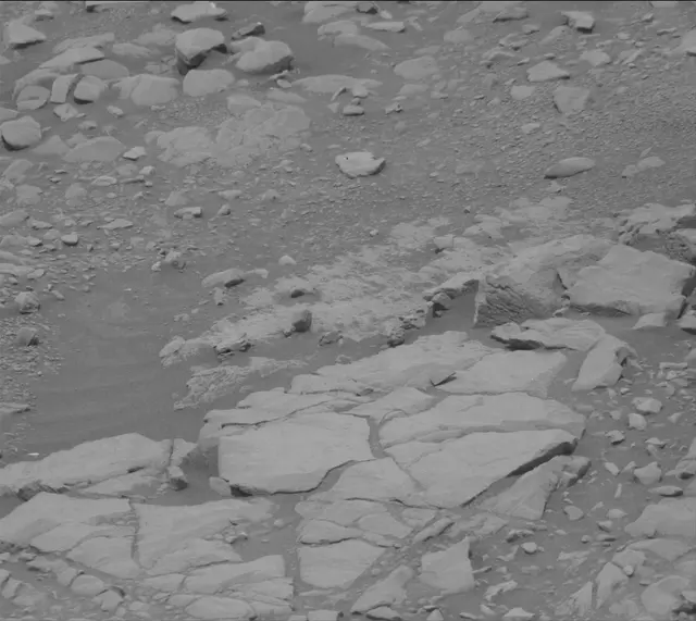 Sol 2302: Mast Camera (Mastcam)
