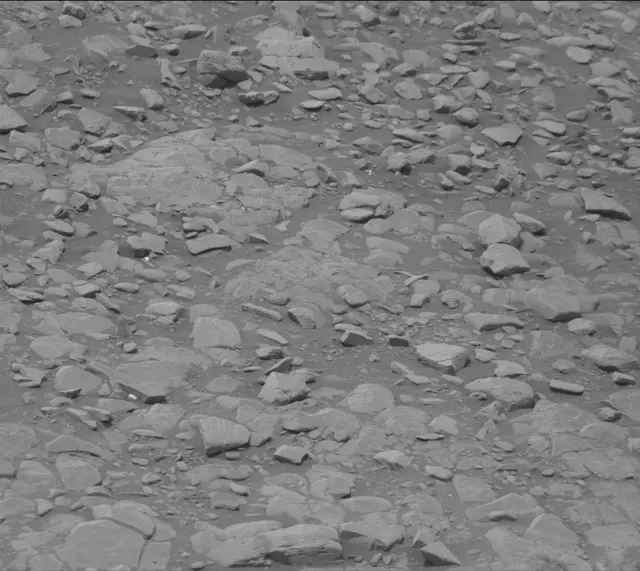 Sol 2302: Mast Camera (Mastcam)