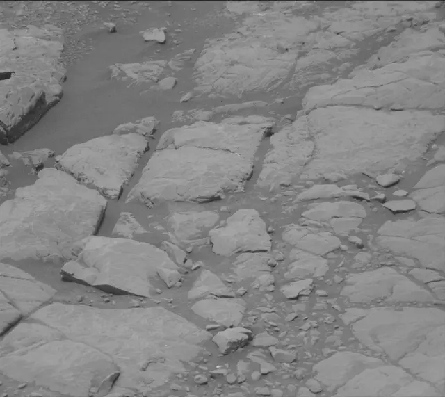 Sol 2302: Mast Camera (Mastcam)