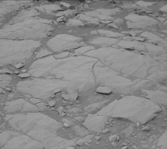 Sol 2302: Mast Camera (Mastcam)