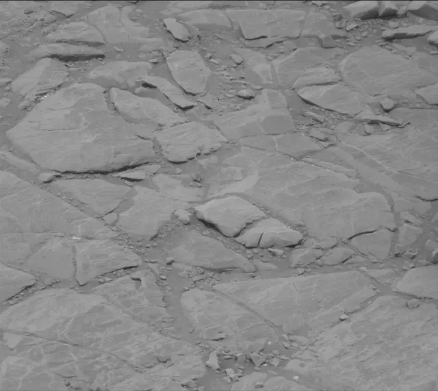 Sol 2302: Mast Camera (Mastcam)