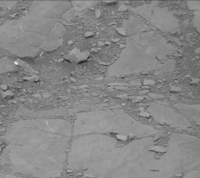 Sol 2302: Mast Camera (Mastcam)