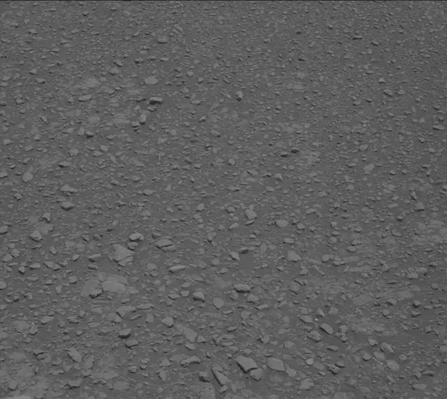 Sol 2304: Mast Camera (Mastcam)
