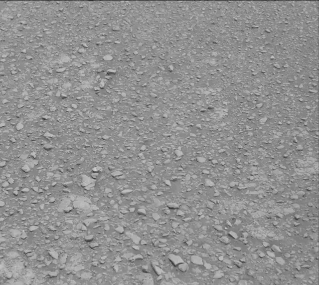 Sol 2304: Mast Camera (Mastcam)