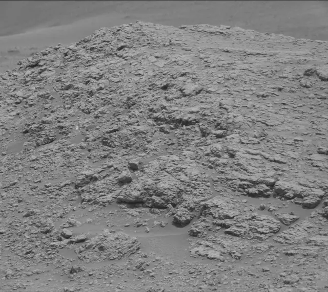 Sol 2304: Mast Camera (Mastcam)