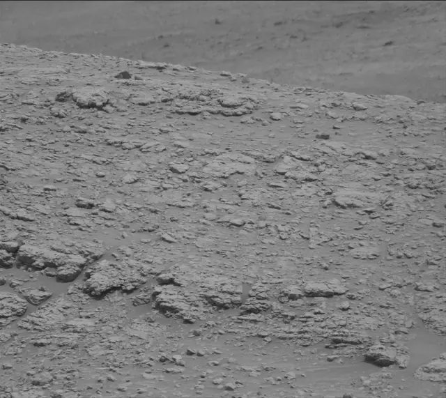 Sol 2304: Mast Camera (Mastcam)