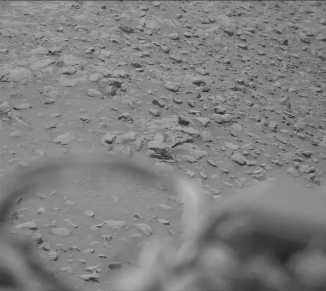 Sol 2308: Mast Camera (Mastcam)
