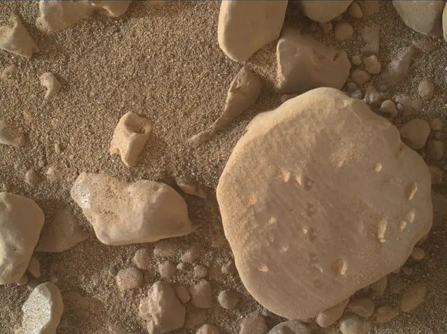 Sol 2308: Mars Hand Lens Imager (MAHLI)
