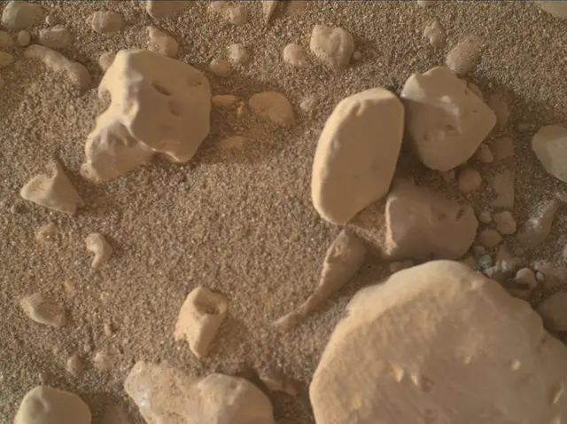 Sol 2308: Mars Hand Lens Imager (MAHLI)