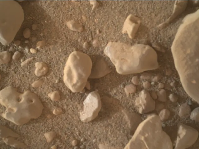 Sol 2308: Mars Hand Lens Imager (MAHLI)