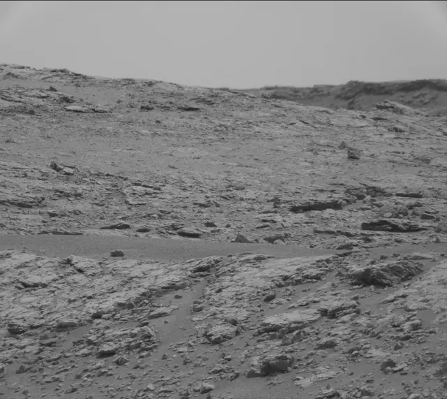 Sol 2309: Mast Camera (Mastcam)