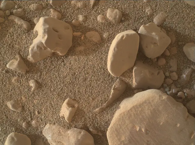 Sol 2309: Mars Hand Lens Imager (MAHLI)