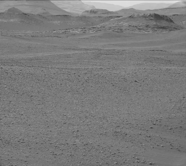 Sol 2312: Mast Camera (Mastcam)
