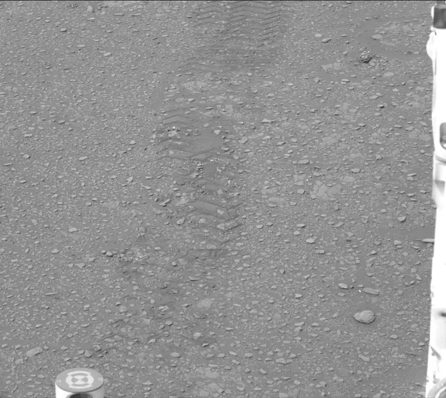 Sol 2312: Mast Camera (Mastcam)