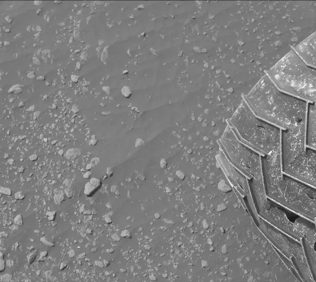 Sol 2312: Mast Camera (Mastcam)