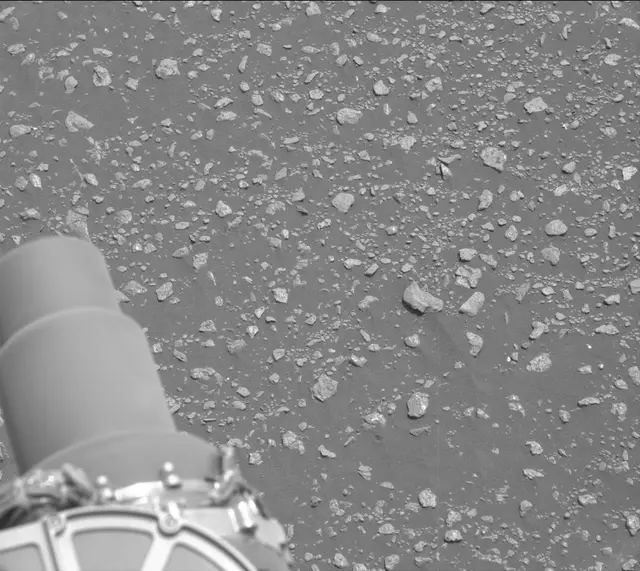 Sol 2312: Mast Camera (Mastcam)