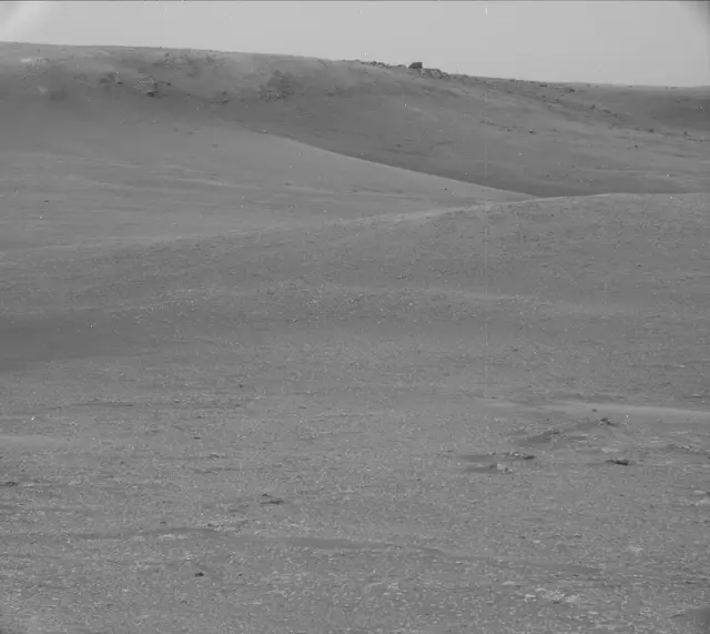 Sol 2313: Mast Camera (Mastcam)