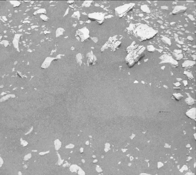 Sol 2313: Mast Camera (Mastcam)