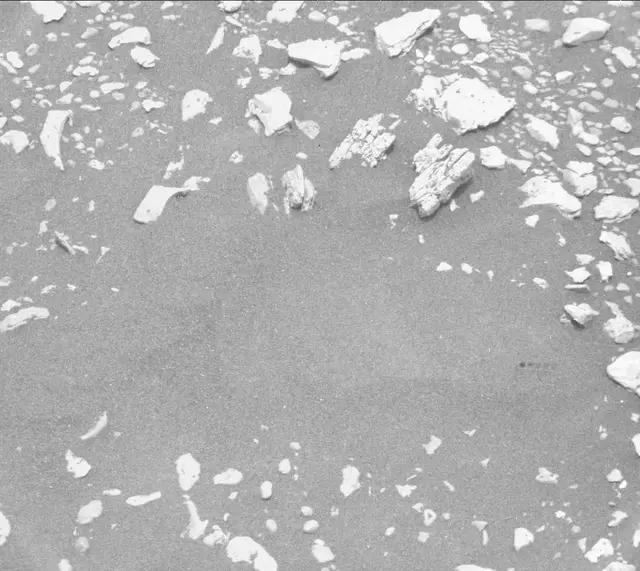 Sol 2313: Mast Camera (Mastcam)