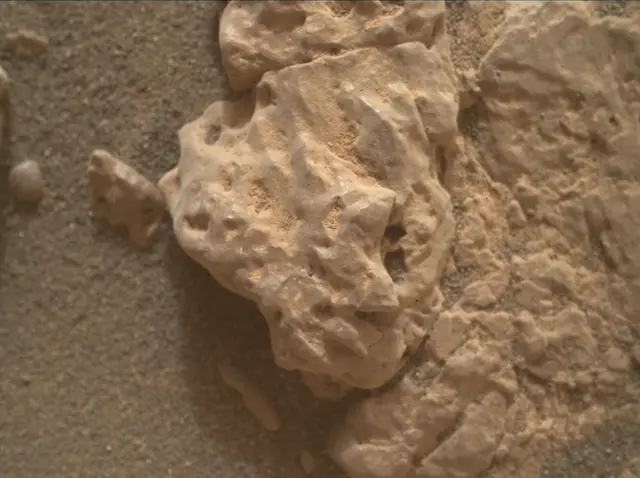 Sol 2315: Mars Hand Lens Imager (MAHLI)
