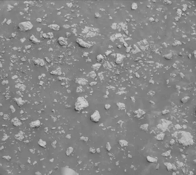 Sol 2316: Mast Camera (Mastcam)