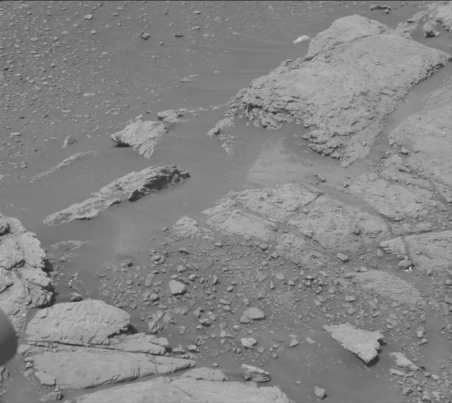 Sol 2316: Mast Camera (Mastcam)