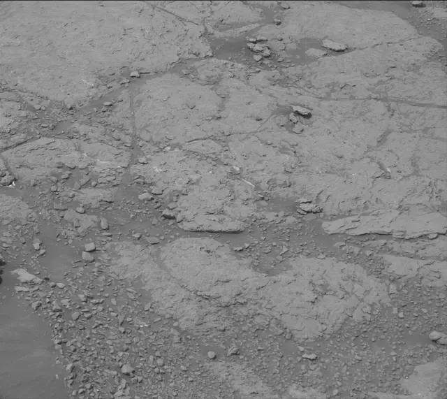 Sol 2316: Mast Camera (Mastcam)