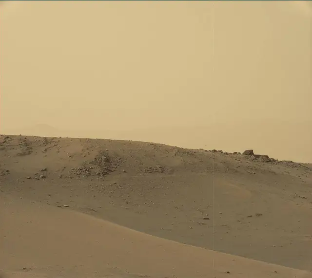Sol 2316: Mast Camera (Mastcam)