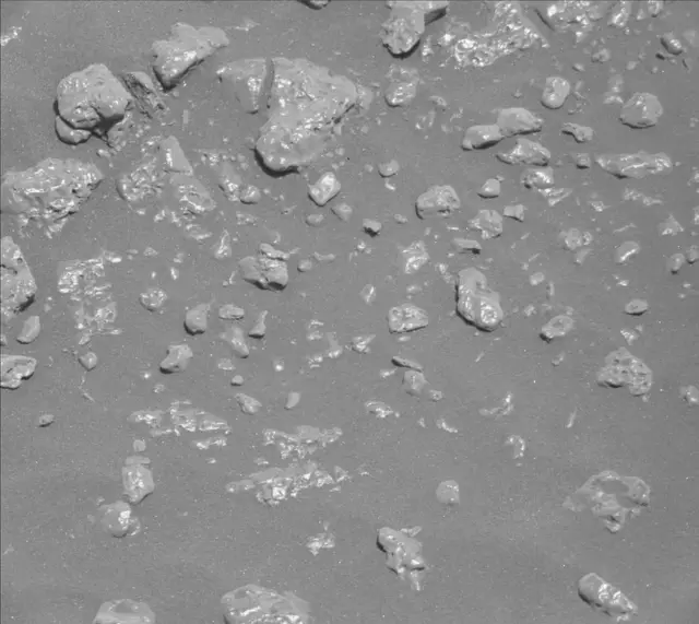 Sol 2316: Mast Camera (Mastcam)