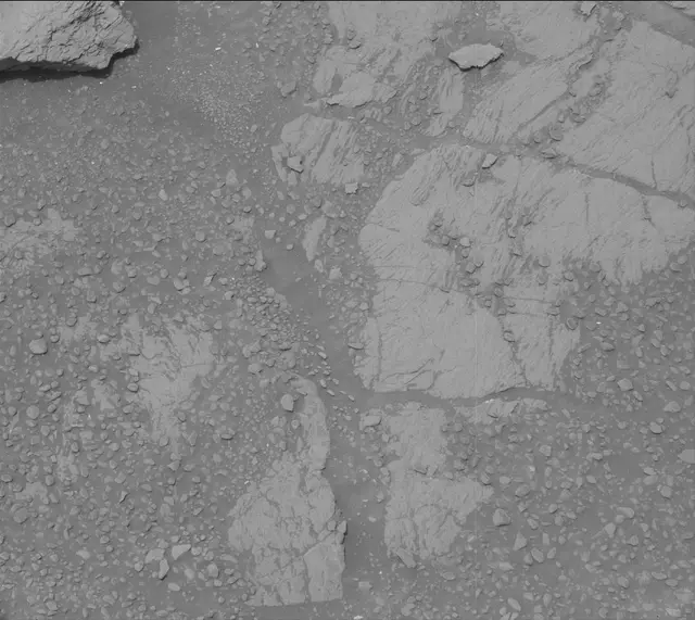 Sol 2318: Mast Camera (Mastcam)
