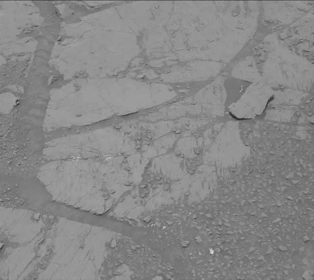 Sol 2318: Mast Camera (Mastcam)