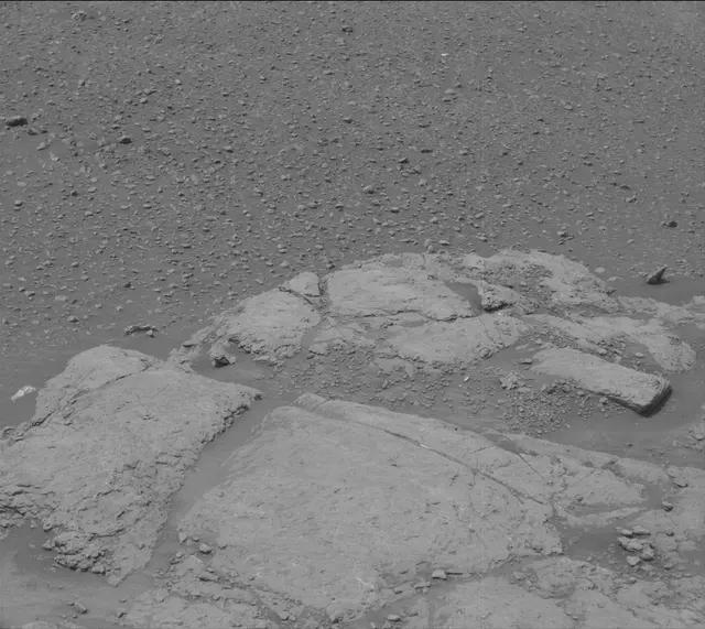 Sol 2318: Mast Camera (Mastcam)