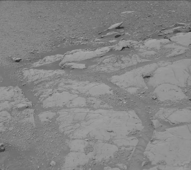 Sol 2318: Mast Camera (Mastcam)