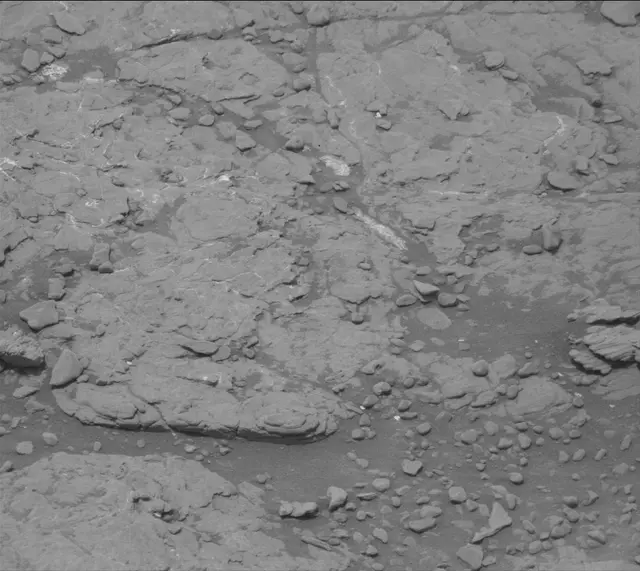 Sol 2318: Mast Camera (Mastcam)