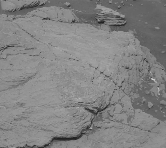 Sol 2318: Mast Camera (Mastcam)