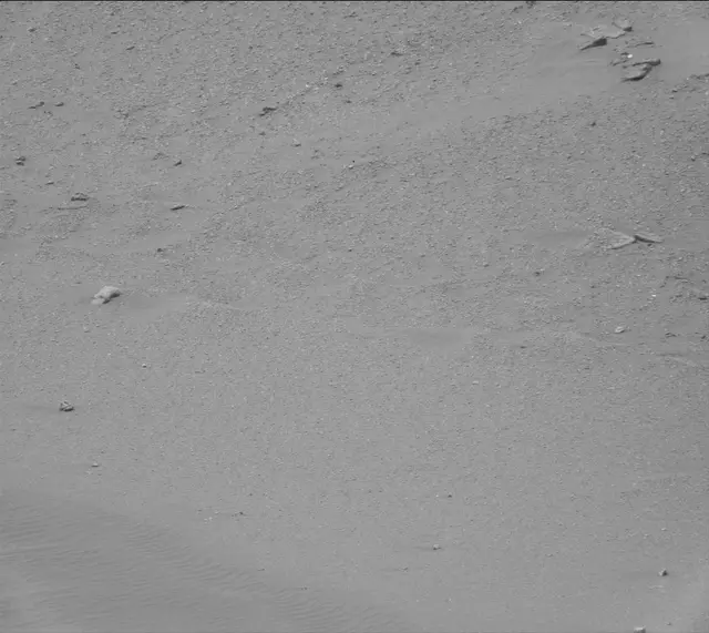 Sol 2318: Mast Camera (Mastcam)