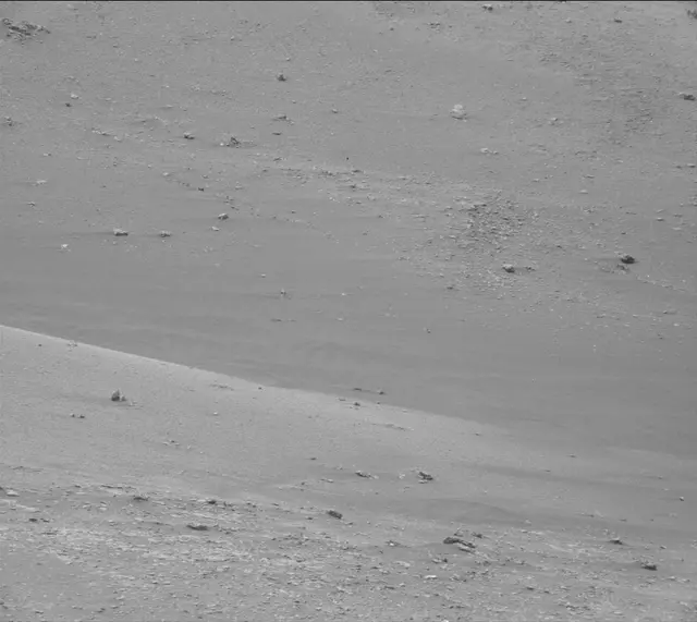 Sol 2318: Mast Camera (Mastcam)