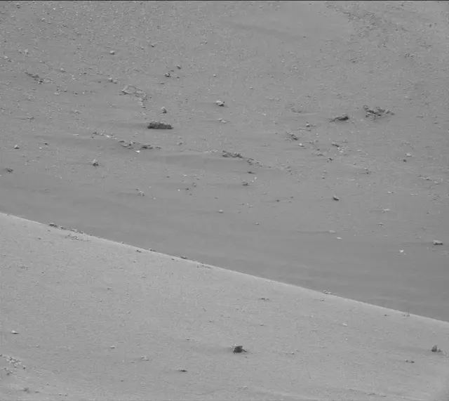Sol 2318: Mast Camera (Mastcam)
