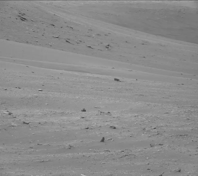 Sol 2318: Mast Camera (Mastcam)