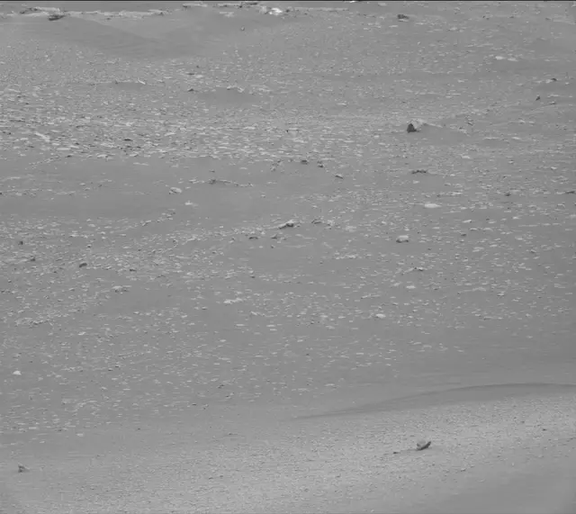 Sol 2318: Mast Camera (Mastcam)
